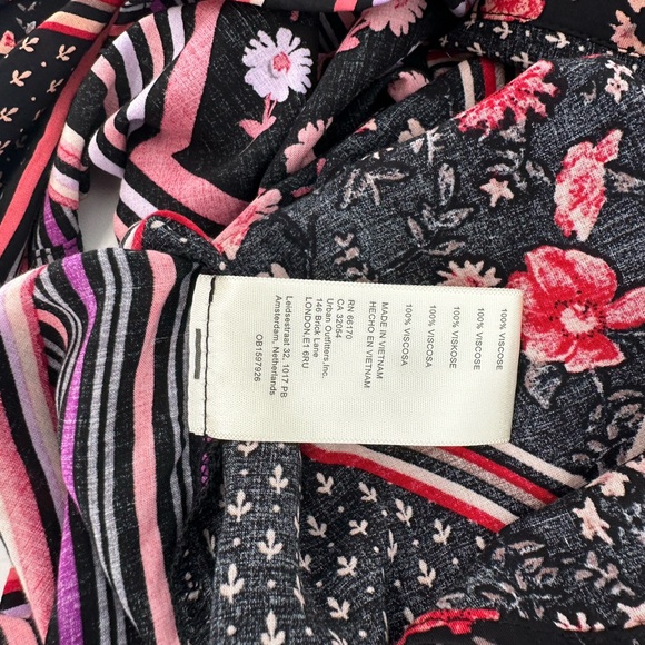 FREE PEOPLE Hazel Button Down Top size M Boho Floral Colorful Hippie - Picture 11 of 11